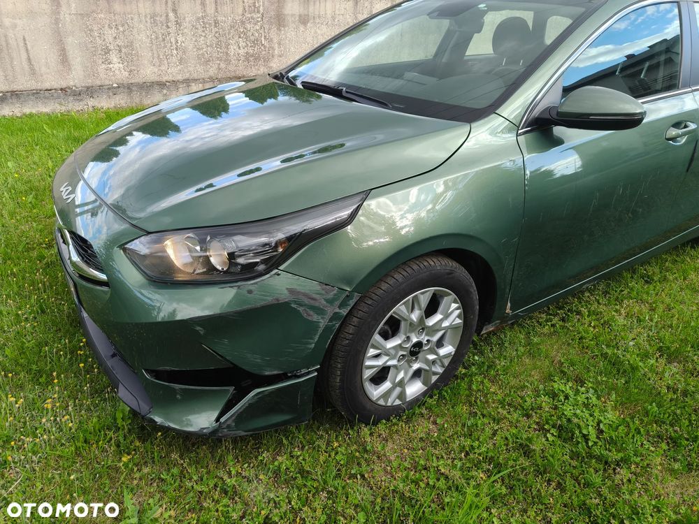 Kia Ceed 1.6 CRDi (48V Mild-Hybrid) Vision - 9