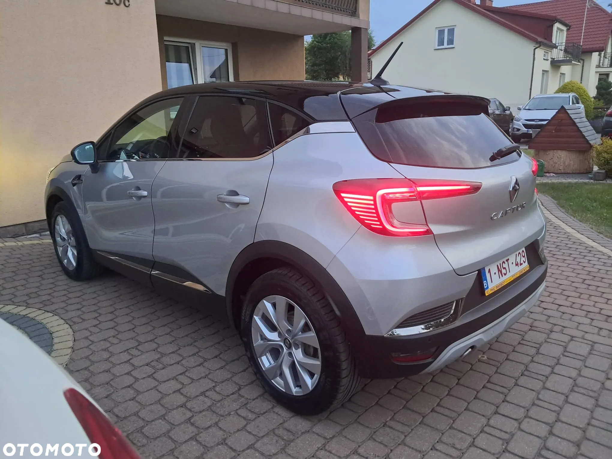 Renault Captur BLUE dCi 115 INTENS - 2