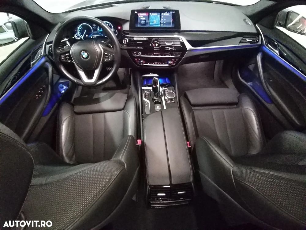 BMW Seria 5 520d xDrive AT - 6
