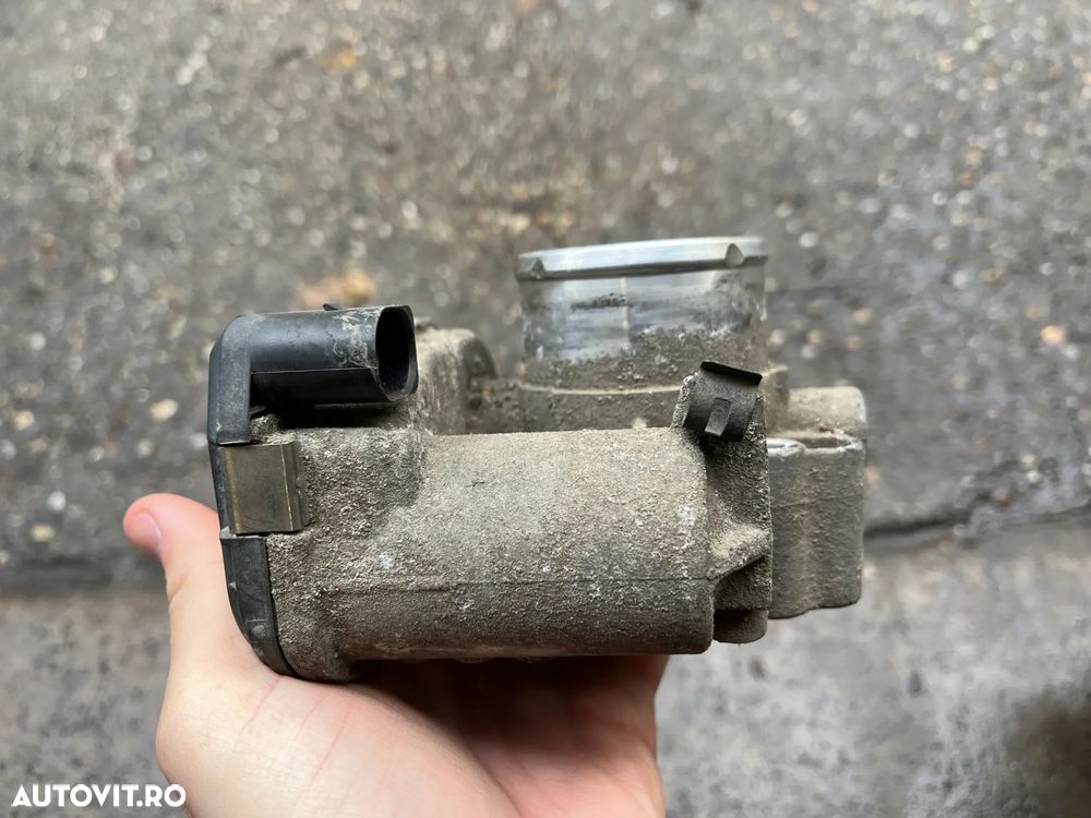 Clapeta acceleratie Ford Fiesta MK6 benzina 2011 - 6