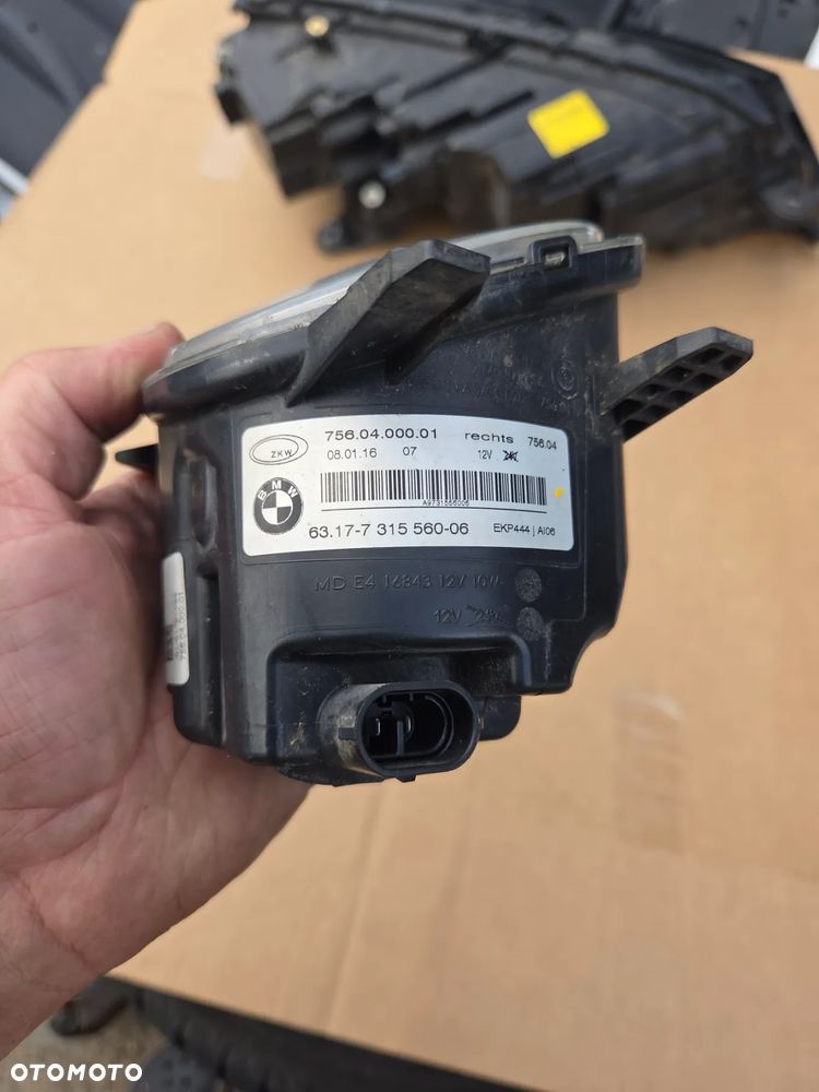 Halogen prawy BMW 1 F20 F21 2 F22 F23 3 F30 F31 4 F32 F33 F34 F36 7315560 63177315560 Reflektor przeciwmgielny LED prawy - 5