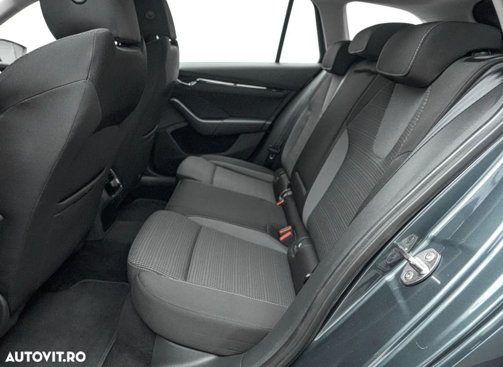 Skoda Octavia 1.5 TSI DSG MHEV Ambition - 16