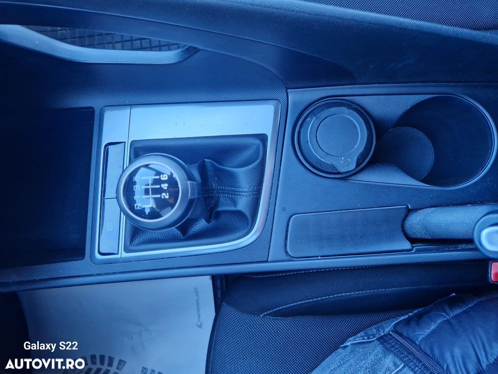 Hyundai Elantra 1.6 l 123 CP 6MT Comfort - 19