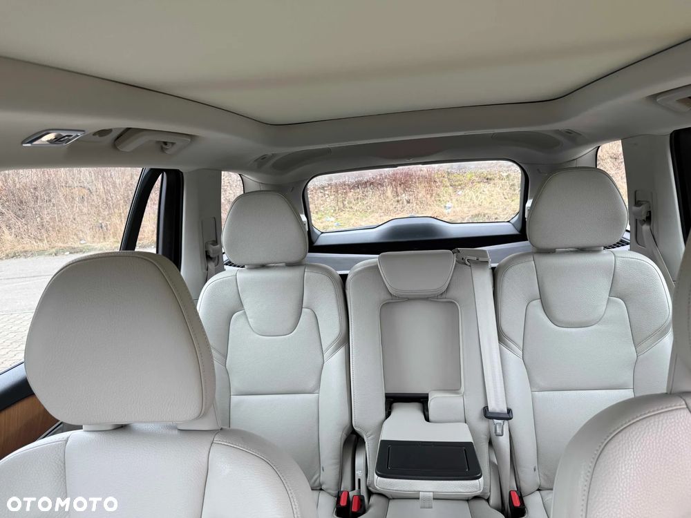 Volvo XC 90 T8 AWD Recharge Geartronic Inscription Edition - 14