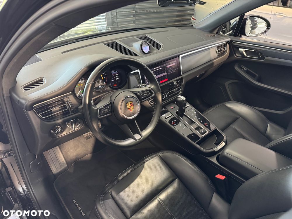 Porsche Macan Standard - 16