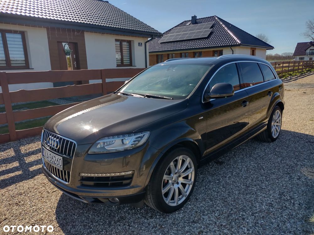 Audi Q7 - 1