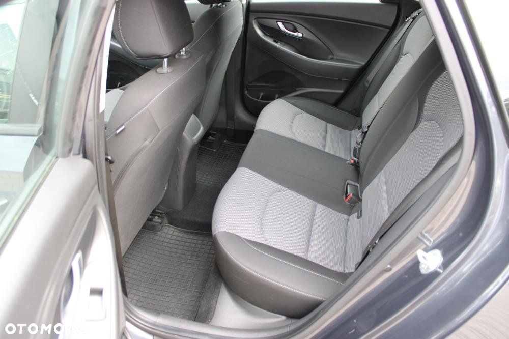 Hyundai i30 - 10