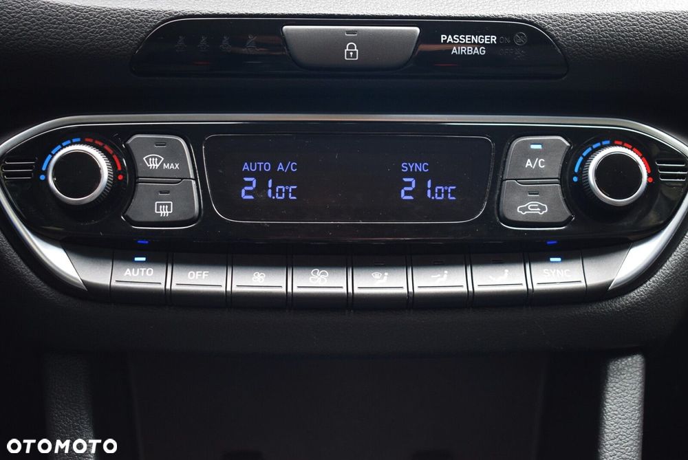 Hyundai i30 - 23