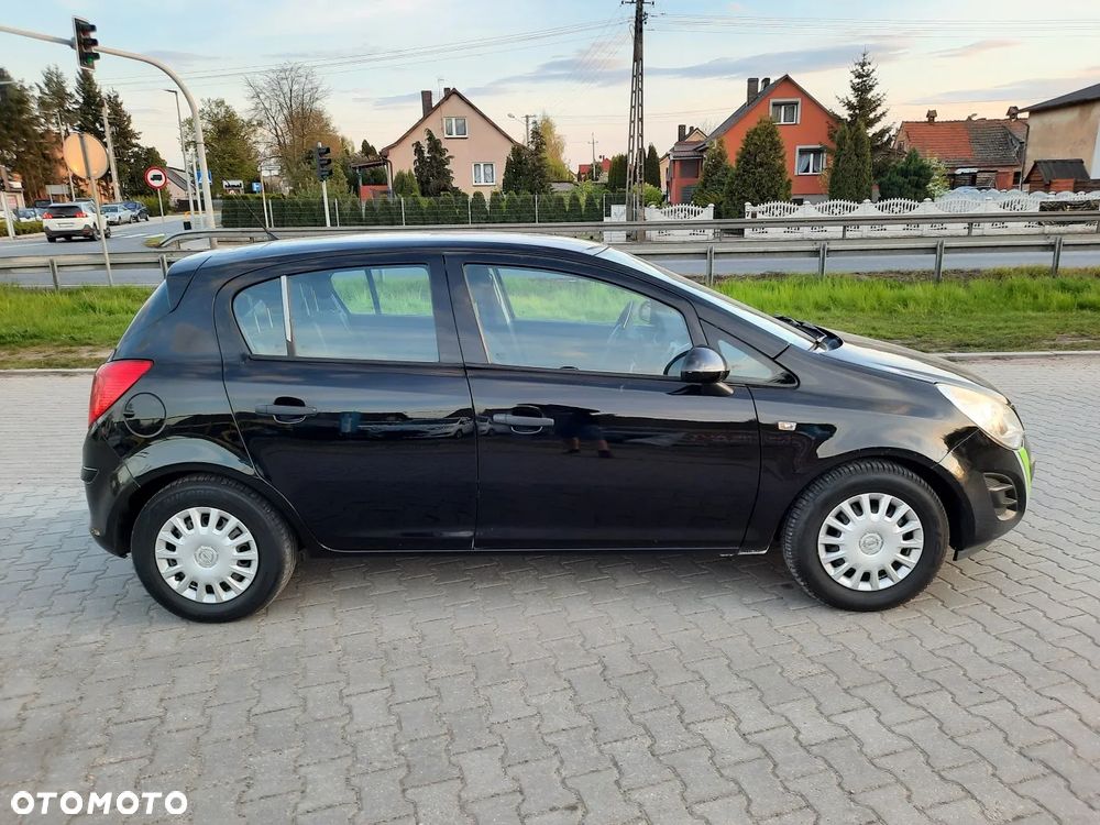 Opel Corsa 1.0 12V Essentia - 6