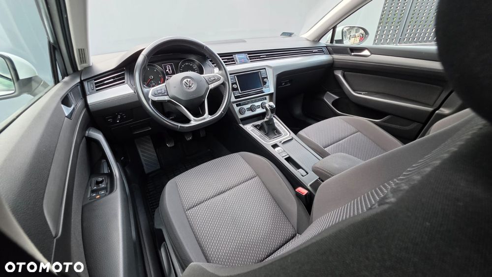 Volkswagen Passat 2.0 TDI EVO Essence - 14