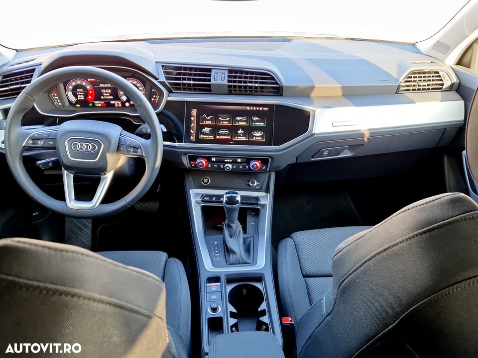 Audi Q3 35 TFSI S tronic - 13