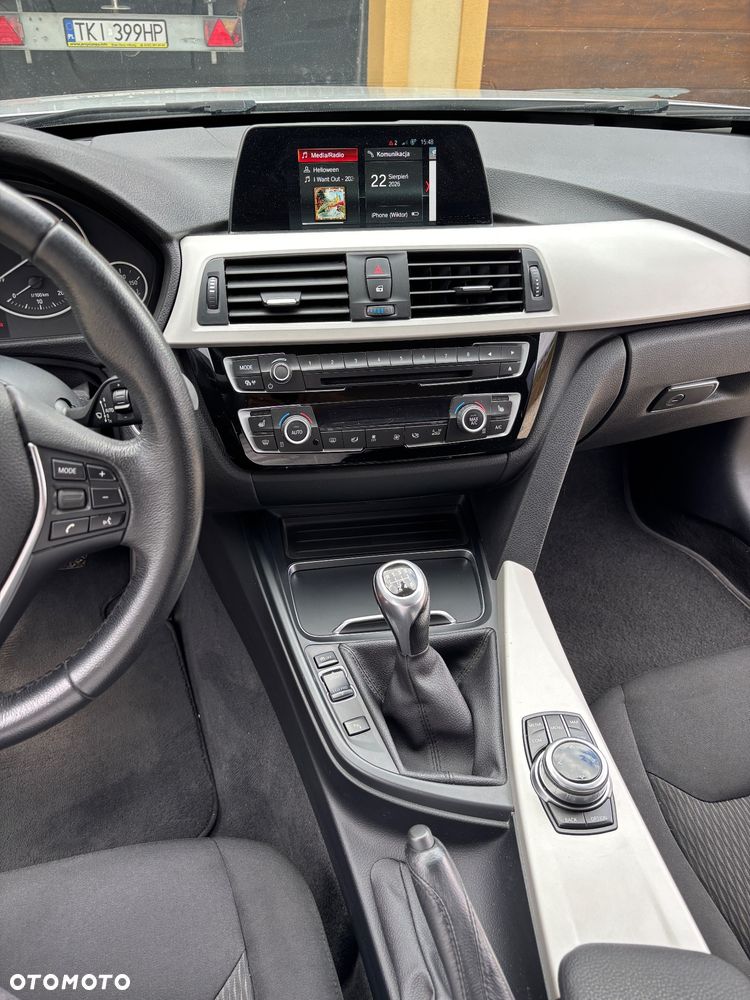 BMW Seria 3 318d - 9