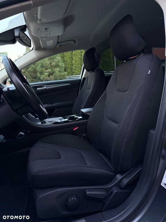 Ford Mondeo 2.0 TDCi Titanium PowerShift - 26