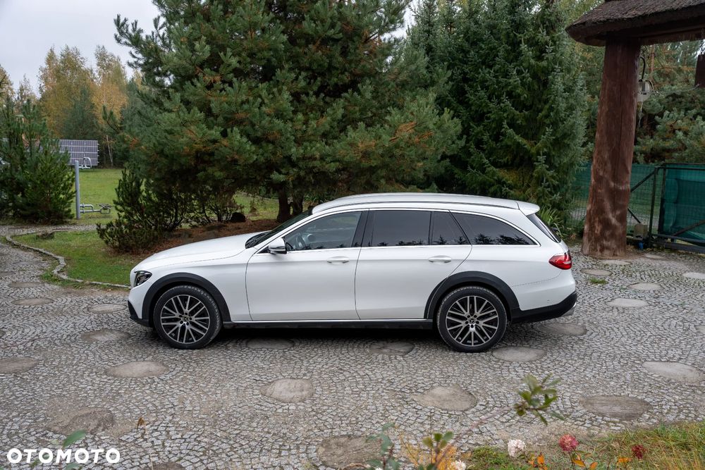 Mercedes-Benz Klasa E 220 d 4Matic 9G-TRONIC Avantgarde - 8