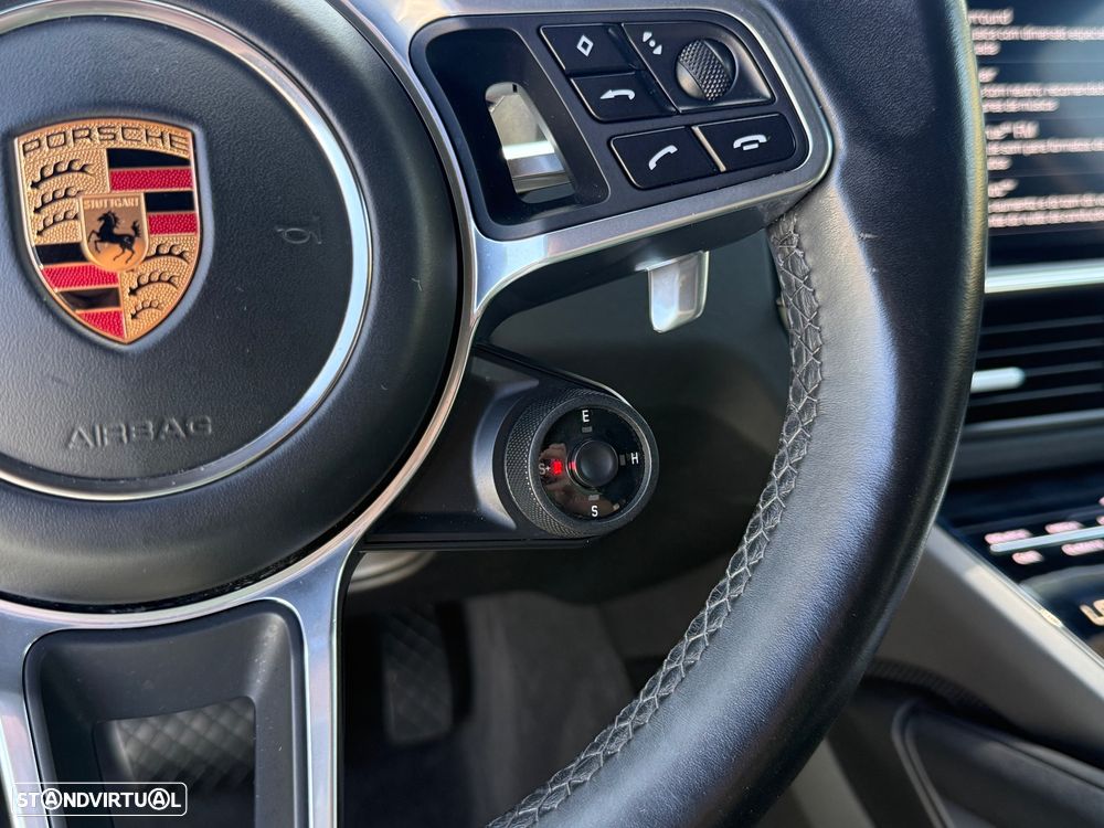 Porsche Cayenne E-Hybrid Tiptronic S - 38