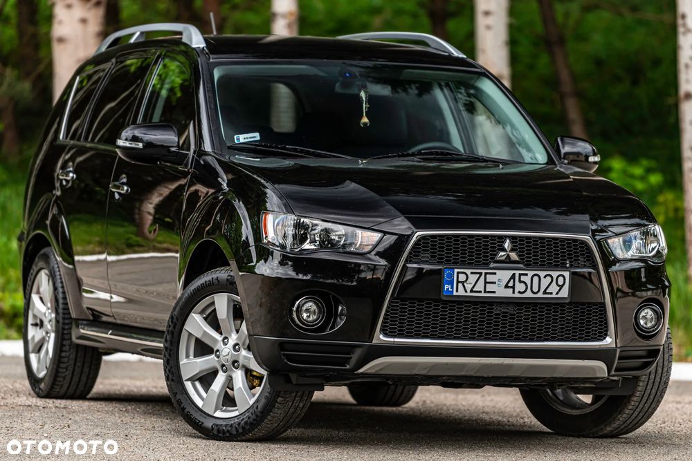 Mitsubishi Outlander - 10