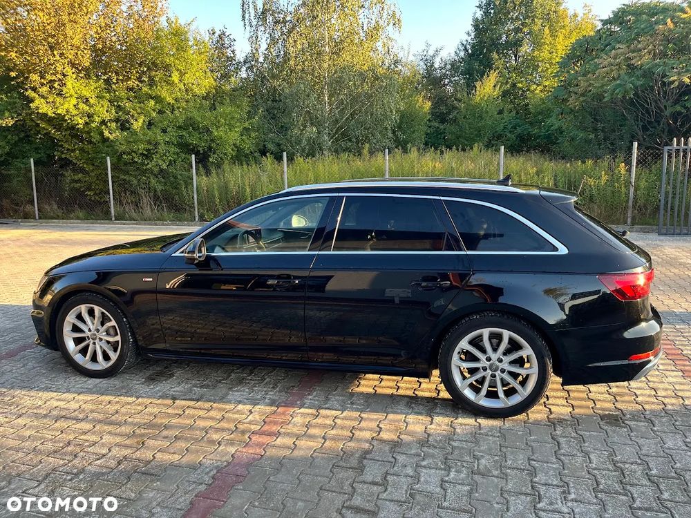 Audi A4 Avant 40 TDI S Line S tronic - 1