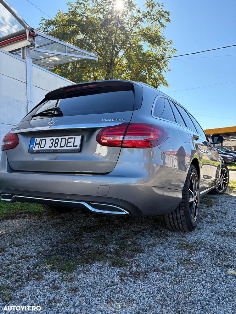 Mercedes-Benz C - 3