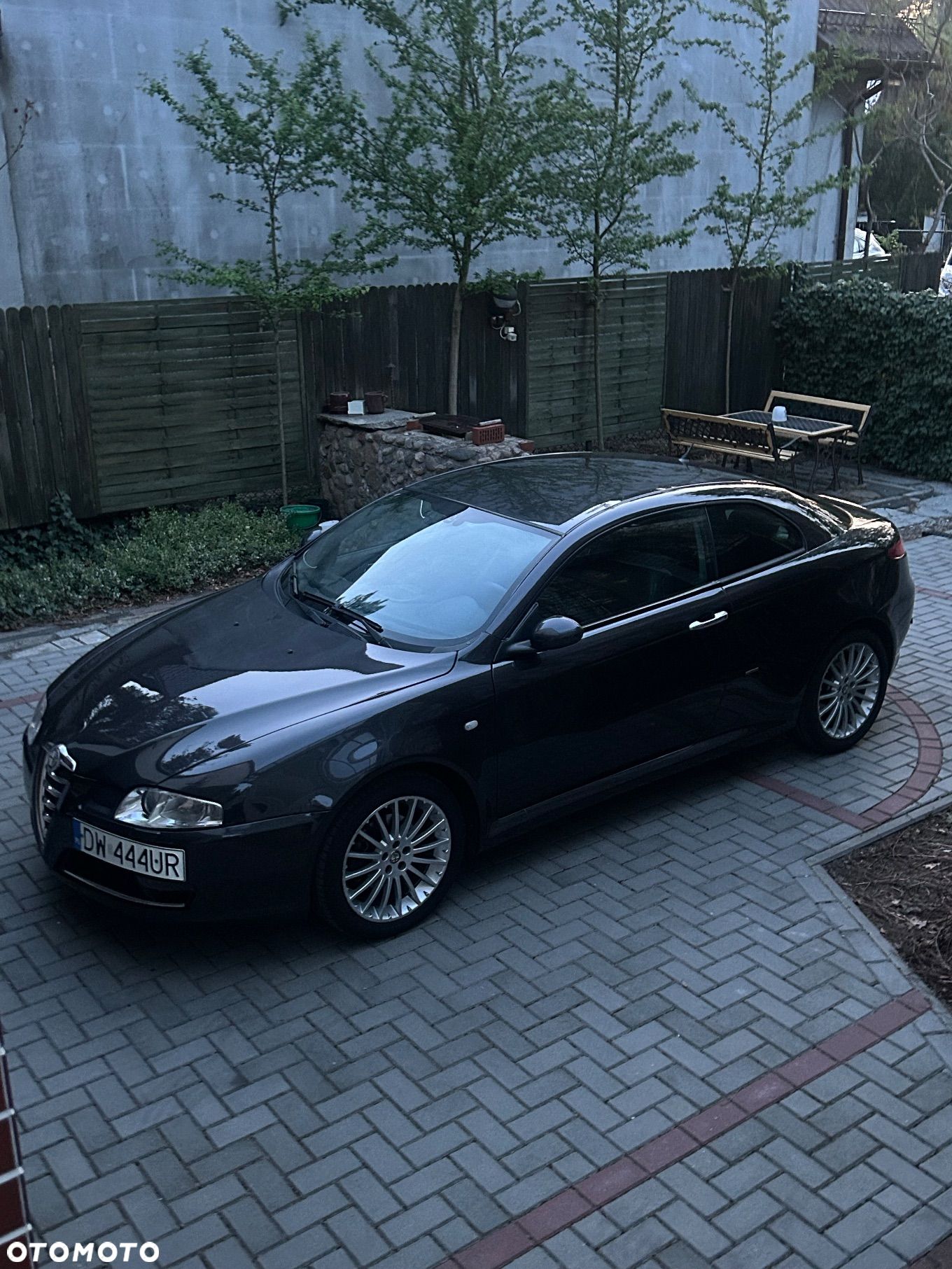 Alfa Romeo GT 1.9JTD 16V Distinctive - 1