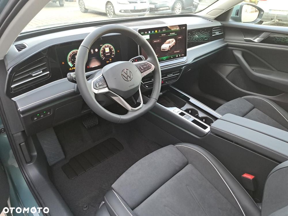 Volkswagen Passat Variant - 9