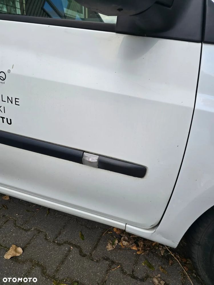Renault Clio 1.5 dCi Alize - 11