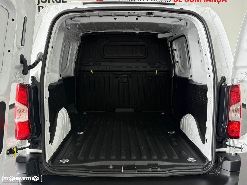 Peugeot PARTNER 1.6 BLUEHDI 75 CV - 3 LUGARES - IVA DEDUTIVEL - 40