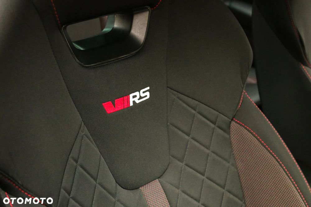 Skoda Octavia 2.0 TDI DSG 4x4 RS Plus - 25