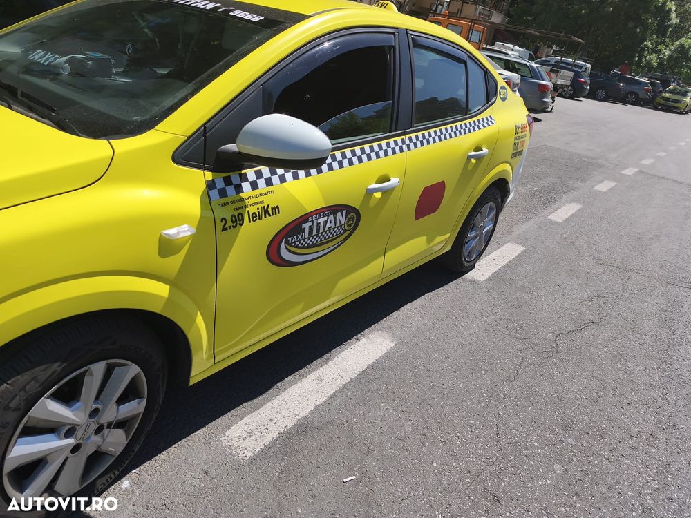 Dacia Logan TCe 90 MT6 Prestige - 4