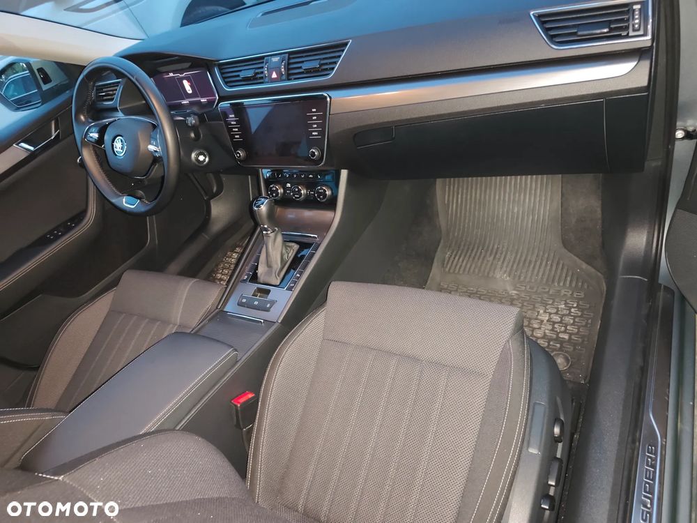 Skoda Superb 2.0 TDI SCR Style DSG - 19