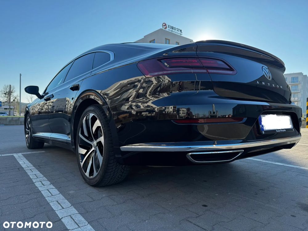 Volkswagen Arteon 2.0 TDI SCR R-Line DSG - 11