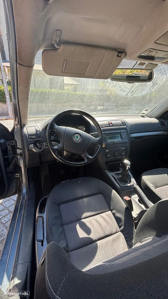 Skoda Octavia 1.9 TDI Ambiente - 9