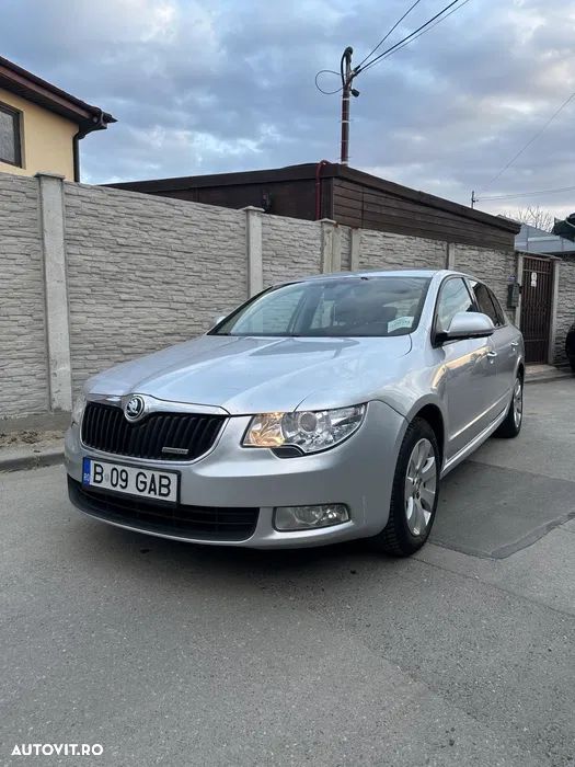 Skoda Superb 1.6 TDI GreenLine - 1