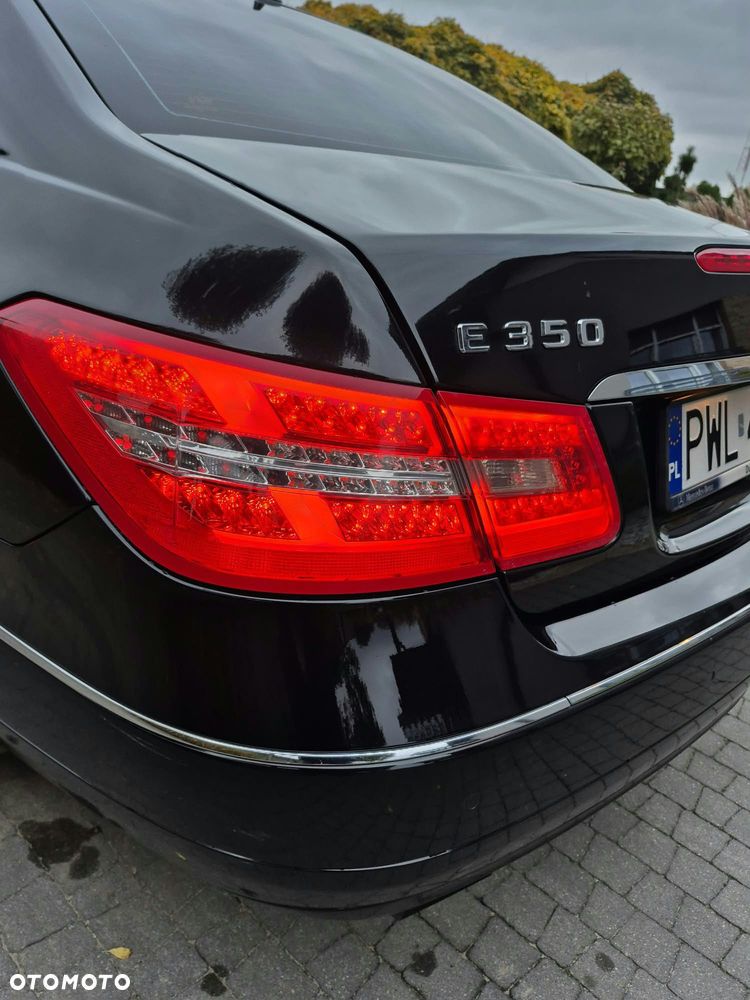 Mercedes-Benz Klasa E 350 CDI BlueEff - 23