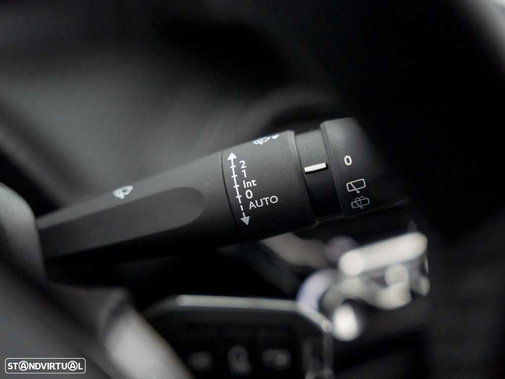 Peugeot 2008 1.2 PureTech Style - 23