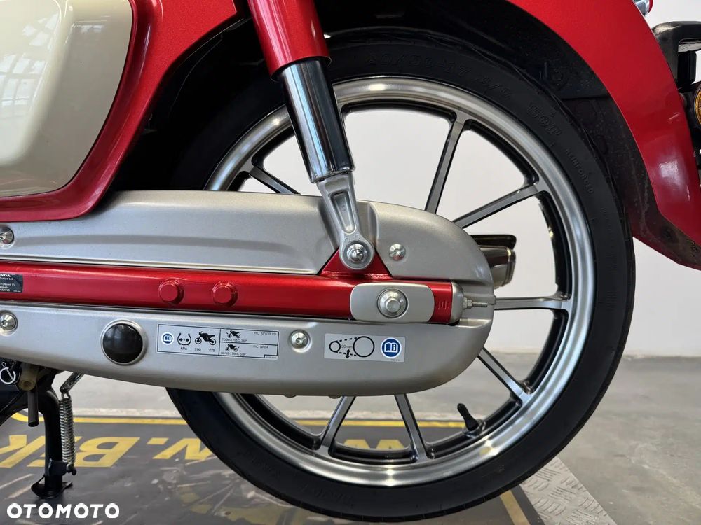 Honda Super Cub - 25