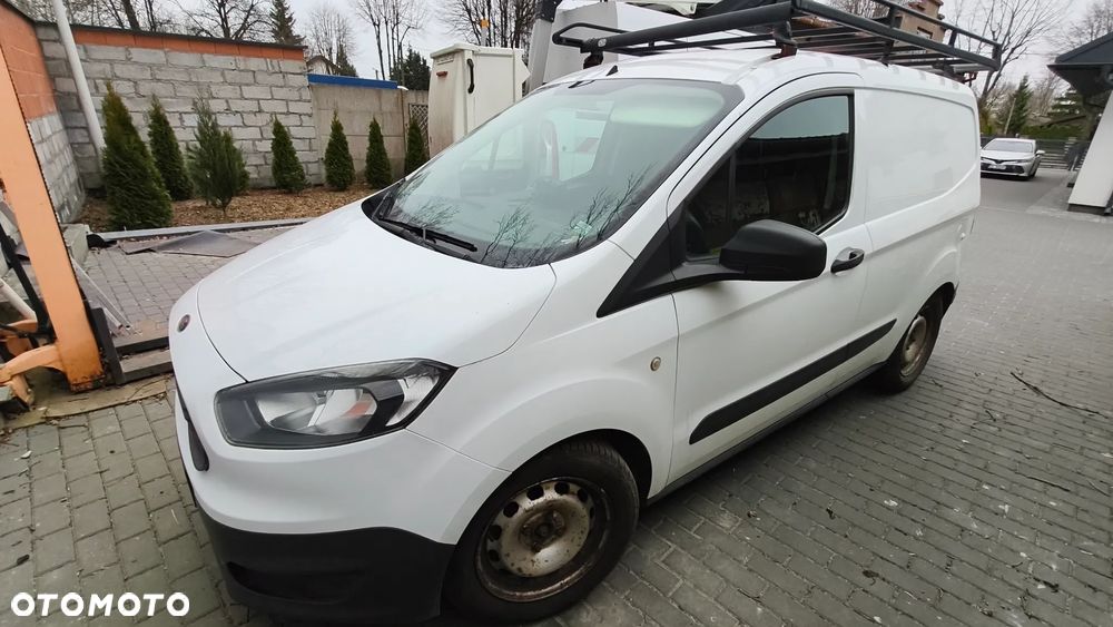 Ford Transit Courier - 6