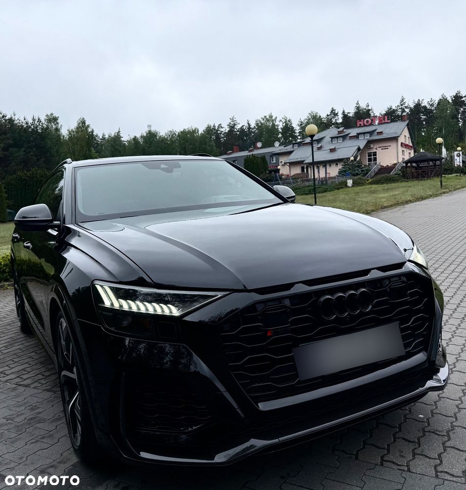Audi RS Q8 - 2