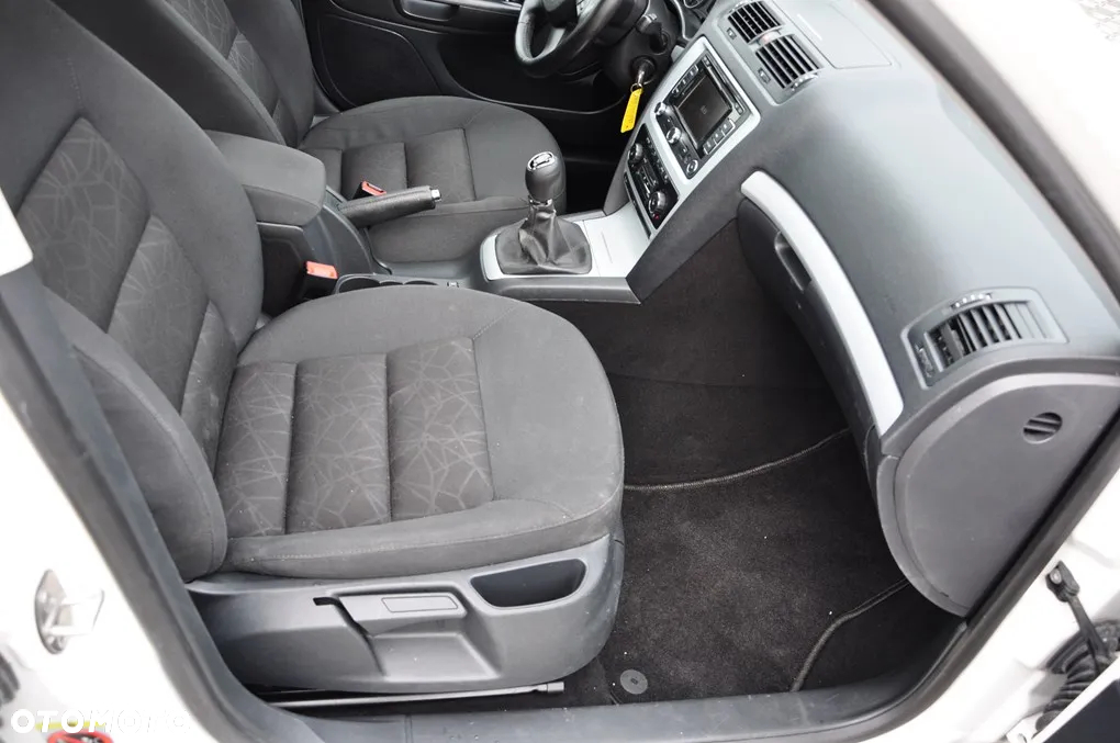 Skoda Octavia 1.4 TSI Family - 29
