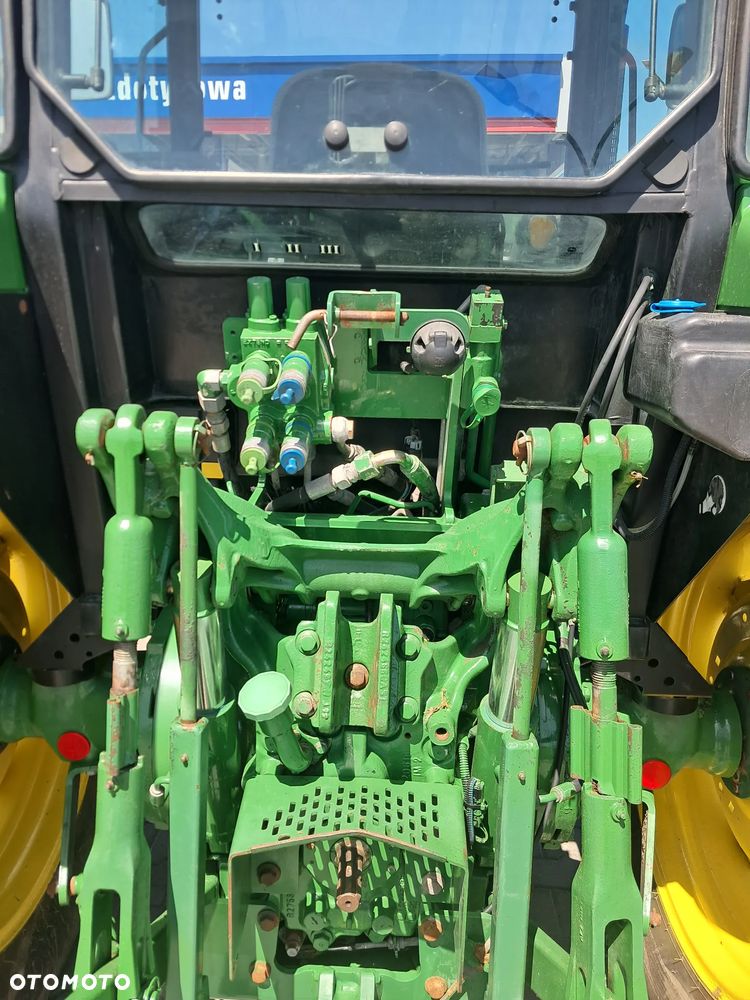 John Deere 5100M - 14
