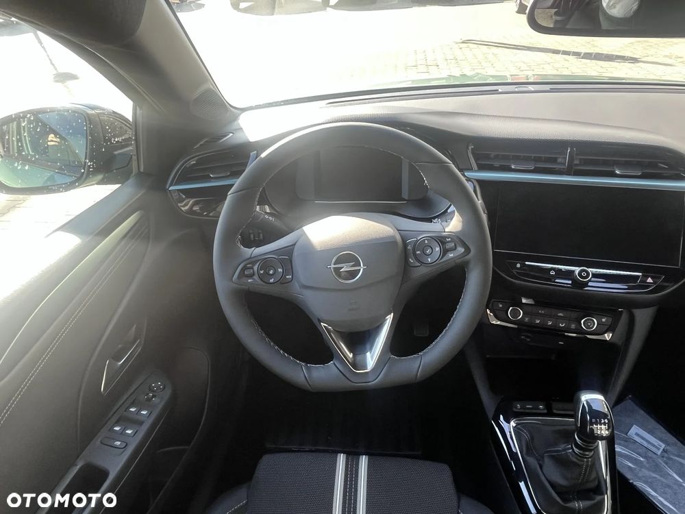 Opel Corsa 1.2 T Yes S&S - 16