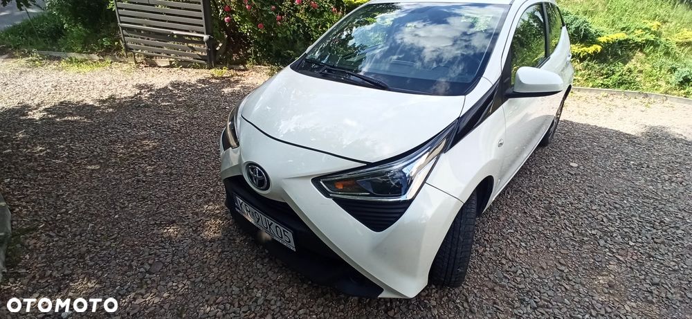 Toyota Aygo x-play - 5