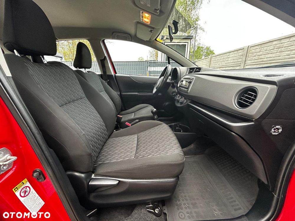 Toyota Yaris - 25