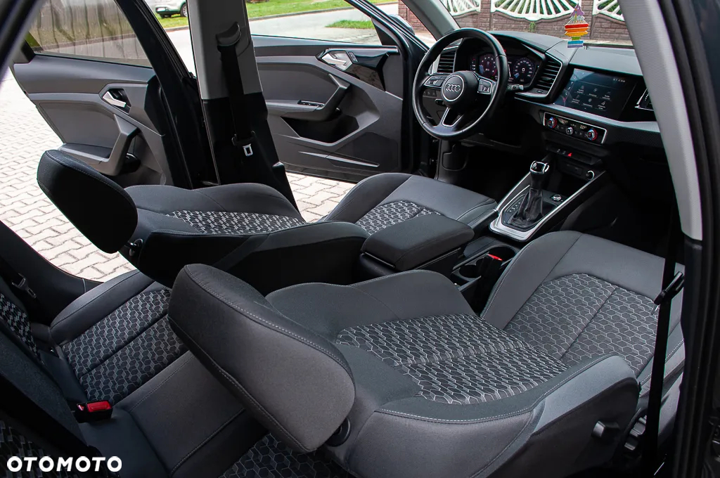 Audi A1 35 TFSI S-Line S tronic - 24