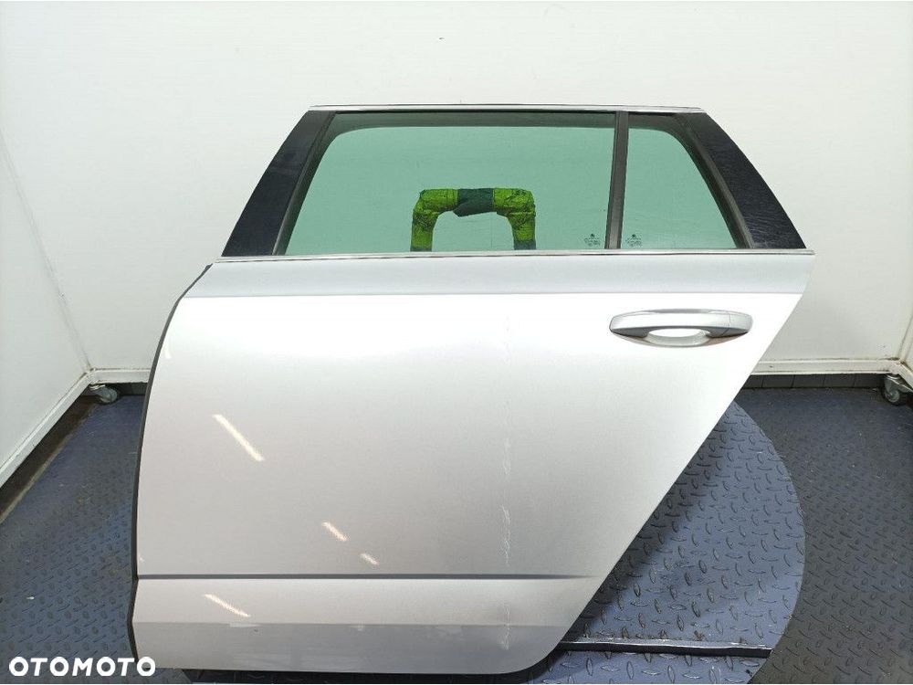 SKODA OCTAVIA III LIFT KOMBI DRZWI TYŁ TYLNE LEWE LA7W - 1