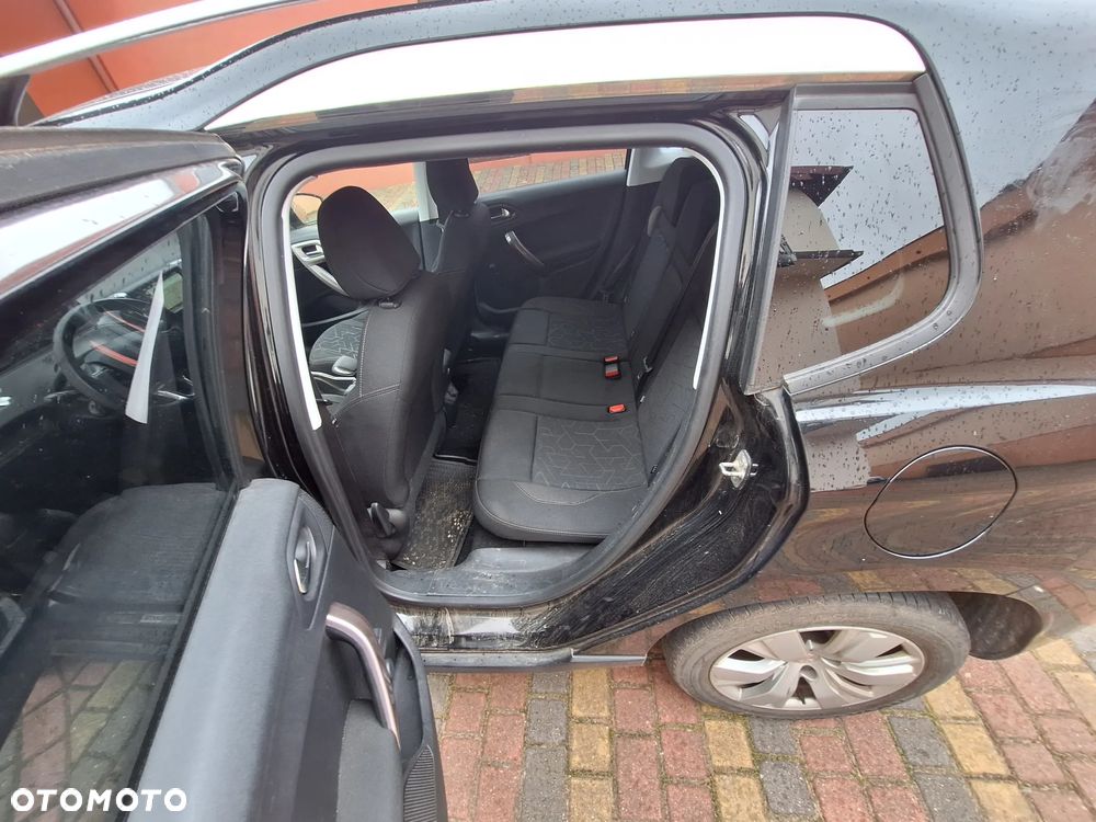 Peugeot 2008 PureTech 82 Style - 12