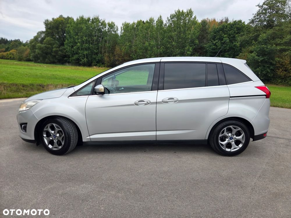 Ford Grand C-MAX - 10