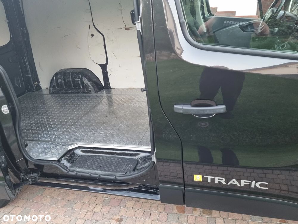 Renault TRAFIC - 25