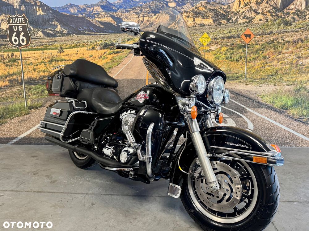 Harley-Davidson Touring Electra Glide - 2