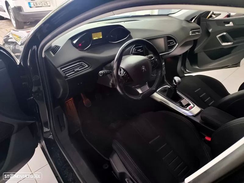 Peugeot 308 130 e-THP Stop & Start Allure - 3