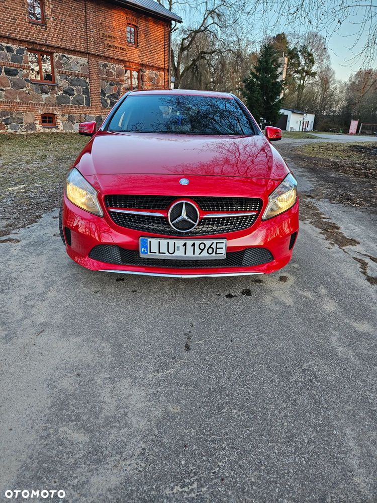 Mercedes-Benz Klasa A 180 (BlueEFFICIENCY) Urban - 2